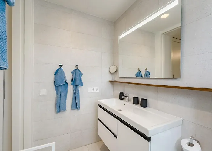 Luxus Don Carlos - Playa De Americas